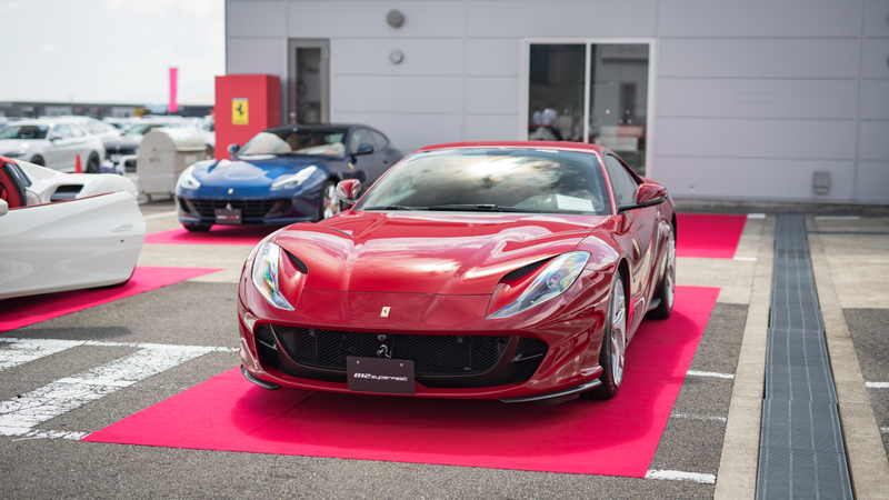Illustration for article titled I Went To Japan's Alpina Heaven And Some Very Cool Guests Showed Up